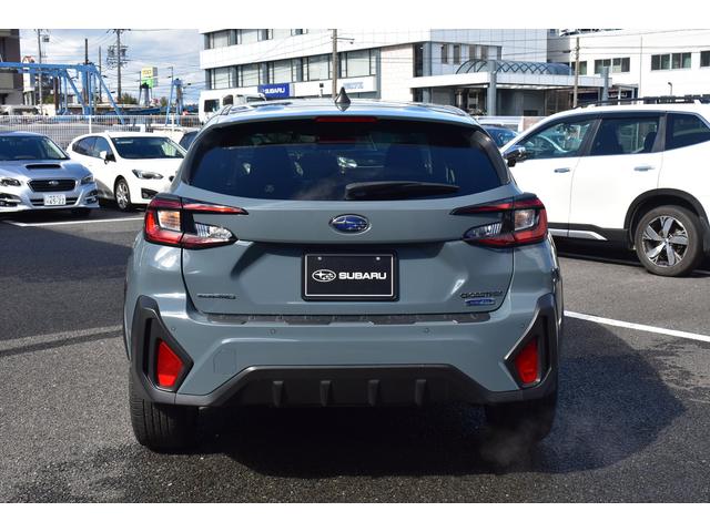 クロストレック リミテッド　スターリンクナビ　キーレスアップグレード　フロントフェイスパッケージＩ　タフネスパッケージ　Ｘ－ＭＯＤＥ　全車速追従クルーズコントロール　中央車線維持　車線逸脱防止機能　側方警戒システム　後退時ブレーキアシスト　デジタルマルチビューモニター（12枚目）