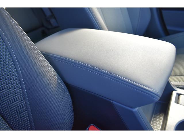 クロストレック リミテッド　スターリンクナビ　キーレスアップグレード　フロントフェイスパッケージＩ　タフネスパッケージ　Ｘ－ＭＯＤＥ　全車速追従クルーズコントロール　中央車線維持　車線逸脱防止機能　側方警戒システム　後退時ブレーキアシスト　デジタルマルチビューモニター（42枚目）