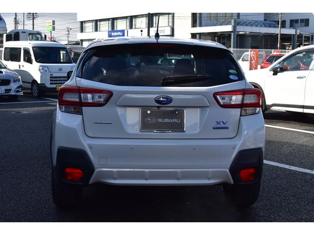 �܂�����N���[�j���O�{�H��[�Ԓv���܂��B�P�S�ȃV�[�g�N���[�j���O�Q���e�p�l�����ꗎ�Ƃ��R�G���W�����[�����S�A���~�z�C�[�����T�������L�A���ہA�R�ۂU���b�s���O�v�U�_�����{���Đ����ȏ�Ԃł������܂�