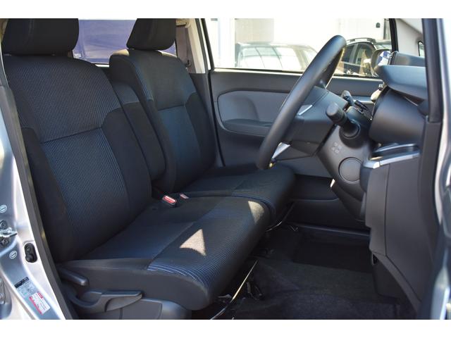 ステラ Ｒスマートアシスト　純正ナビ　ＥＴＣ　ＬＥＤヘッドライト　スマートアシスト　アイドリングストップ　社外ＥＴＣ　ＣＤ／ＤＶＤ　ＢＬＵＥＴＯＯＴＨ　誤発進抑制機能　先行者発進お知らせ機能　１４インチアルミ　ＬＥＤヘッドライト（39枚目）