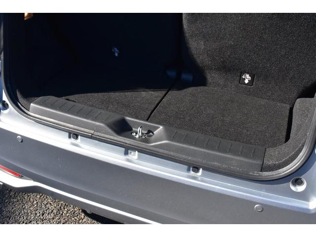 ステラ Ｒスマートアシスト　純正ナビ　ＥＴＣ　ＬＥＤヘッドライト　スマートアシスト　アイドリングストップ　社外ＥＴＣ　ＣＤ／ＤＶＤ　ＢＬＵＥＴＯＯＴＨ　誤発進抑制機能　先行者発進お知らせ機能　１４インチアルミ　ＬＥＤヘッドライト（45枚目）