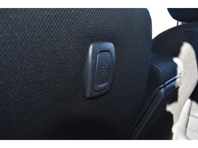 ステラ Ｒスマートアシスト　純正ナビ　ＥＴＣ　ＬＥＤヘッドライト　スマートアシスト　アイドリングストップ　社外ＥＴＣ　ＣＤ／ＤＶＤ　ＢＬＵＥＴＯＯＴＨ　誤発進抑制機能　先行者発進お知らせ機能　１４インチアルミ　ＬＥＤヘッドライト（56枚目）