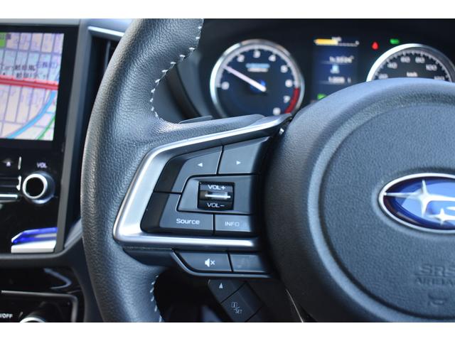 �X�e�A�����O�I�[�f�B�I�����R���X�C�b�`�ɂ��i�r��ʂɎ��G��邱�ƂȂ�����\�ł�