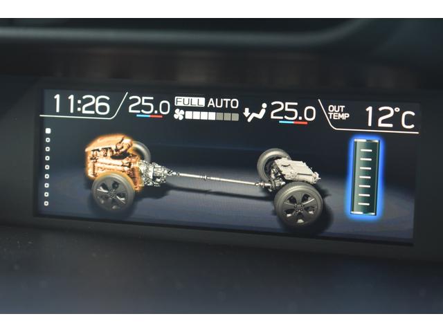 �C���p�l�������̃}���`�t�@���N�V�����f�B�X�v���C�i�l�e�c�j�Ƀo�b�e���[�`���[�W�c�ʂ⑖�s���[�h�̊m�F���\�ł��B