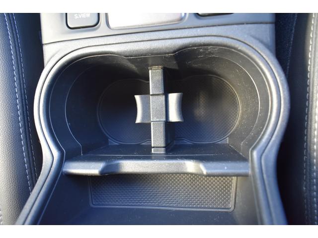 �J�b�v�z���_�[�͂�Ƃ�̂���z�u���������Ă���A���ݕ������o���₷���ł��B