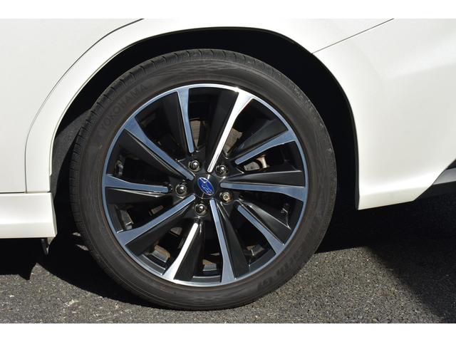 レヴォーグ ＳＴＩスポーツＥＸ　スターリンクナビ　前後録画ドラレコ　ドライブモードセレクト　ＣＤ／ＤＶＤデッキ　ＴＶコントロール　全車速追従クルーズコントロール　中央車線維持　車線逸脱防止機能　側方警戒システム　後退時ブレーキアシスト（70枚目）