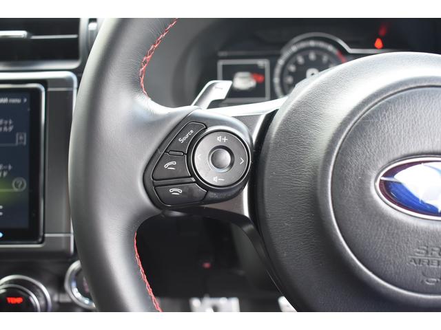 �X�e�A�����O�I�[�f�B�I�����R���X�C�b�`�ɂ��i�r��ʂɎ��G��邱�ƂȂ�����\�ł�