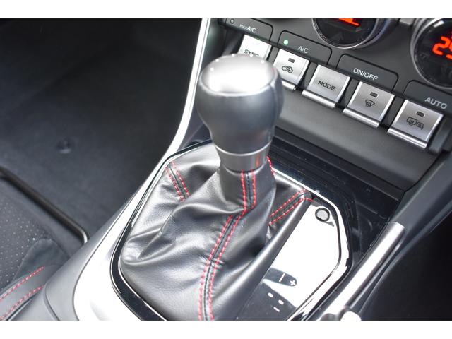 �U�l�s���ڎԂł��B�X�C�b�`����ɂ��g���b�N���[�h�A�X�|�[�c�E�X�m�[���[�h���ؑ։\�ł������܂��B