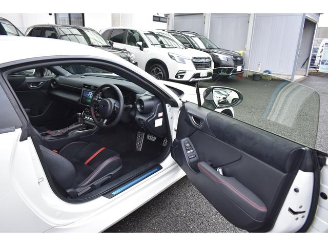 �܂�����N���[�j���O�{�H��[�Ԓv���܂��B�P�S�ȃV�[�g�N���[�j���O�Q���e�p�l�����ꗎ�Ƃ��R�G���W�����[�����S�A���~�z�C�[�����T�������L�A���ہA�R�ۂU���b�s���O�v�U�_�����{���Đ����ȏ�Ԃł������܂�