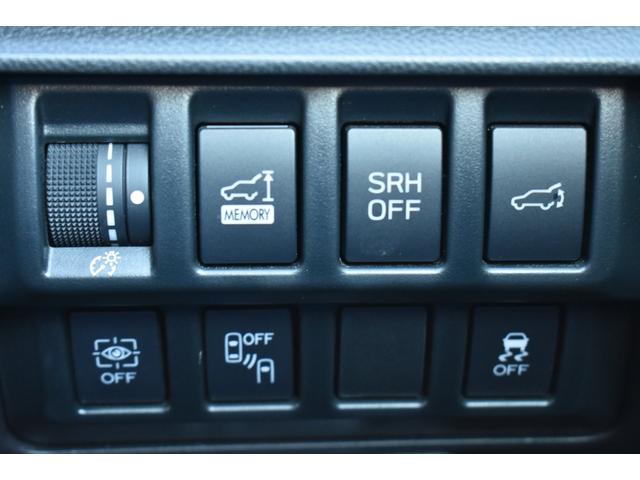 �ԗ��̊e�����E�n�e�e�X�C�b�`�������삵�₷���ʒu�ɂ������܂�