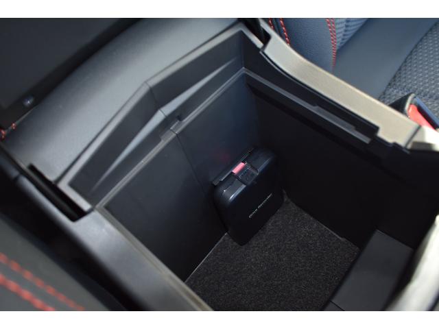 �O��^��h���C�u���R�[�_�[�����Ԃł����V�i�r�c�J�[�h�t���ł�