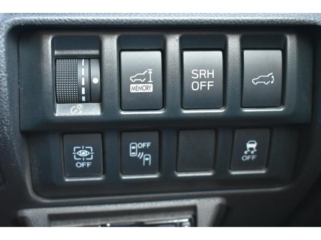 �ԗ��̊e�����E�n�e�e�X�C�b�`�������삵�₷���ʒu�ɂ������܂�