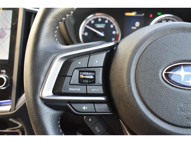 �X�e�A�����O�I�[�f�B�I�����R���X�C�b�`�ɂ��i�r��ʂɎ��G��邱�ƂȂ�����\�ł�