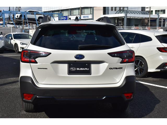 �܂�����N���[�j���O�{�H��[�Ԓv���܂��B�P�S�ȃV�[�g�N���[�j���O�Q���e�p�l�����ꗎ�Ƃ��R�G���W�����[�����S�A���~�z�C�[�����T�������L�A���ہA�R�ۂU���b�s���O�v�U�_�����{���Đ����ȏ�Ԃł������܂�