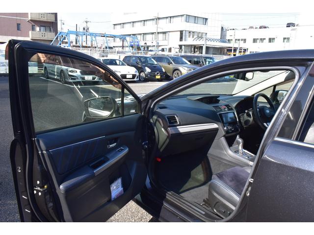 �܂�����N���[�j���O�{�H��[�Ԓv���܂��B�P�S�ȃV�[�g�N���[�j���O�Q���e�p�l�����ꗎ�Ƃ��R�G���W�����[�����S�A���~�z�C�[�����T�������L�A���ہA�R�ۂU���b�s���O�v�U�_�����{���Đ����ȏ�Ԃł������܂�