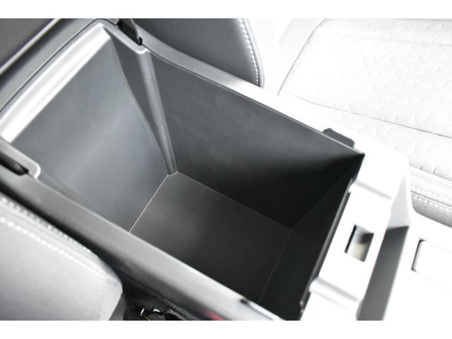 �Z���^�[�R���\�[�������ɂ͏������������Ă���܂��B