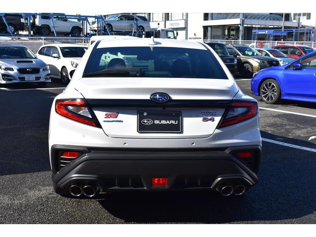 ＷＲＸ Ｓ４ ＳＴＩスポーツＲ　ＥＸ　スターリンクナビ　ＳＴＩエアロＰ　レカロシート　全車速追従クルーズコントロール　中央車線維持　車線逸脱防止機能　側方警戒システム　後退時ブレーキアシスト　前後録画ドラレコ　フロント・サイド・リアカメラ（12枚目）