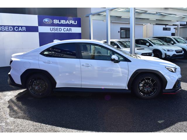 ＷＲＸ Ｓ４ ＳＴＩスポーツＲ　ＥＸ　スターリンクナビ　ＳＴＩエアロＰ　レカロシート　全車速追従クルーズコントロール　中央車線維持　車線逸脱防止機能　側方警戒システム　後退時ブレーキアシスト　前後録画ドラレコ　フロント・サイド・リアカメラ（16枚目）