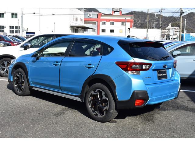 ＸＶ アドバンス　ブルーレイ／ＤＶＤ対応純正ナビ　Ｘ－ＭＯＤＥ　全車速追従クルーズコントロール　中央車線維持　車線逸脱防止機能　側方警戒システム　後退時ブレーキアシスト　誤発進抑制機能　ステアリングレスポンスヘッドライト　歩行者用エアバッグ（17枚目）