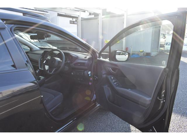 �܂�����N���[�j���O�{�H��[�Ԓv���܂��B�P�S�ȃV�[�g�N���[�j���O�Q���e�p�l�����ꗎ�Ƃ��R�G���W�����[�����S�A���~�z�C�[�����T�������L�A���ہA�R�ۂU���b�s���O�v�U�_�����{���Đ����ȏ�Ԃł������܂�