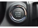 エンジンスタート&ストップをキーを取り出すことなく実現するプッシュスタート装着車!ポケットや鞄を探すストレスから開放されます。