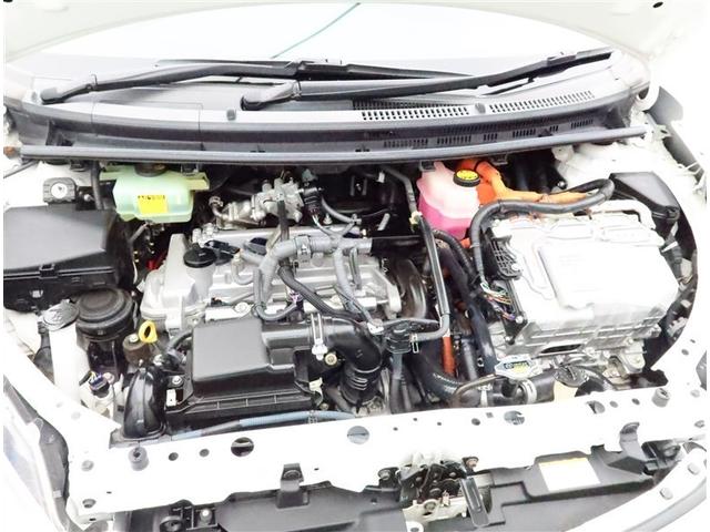 アクア Ｓスタイルブラック　ＳＤナビ　フルセグ　ドラレコ　ＤＶＤ再生　ミュージックプレイヤー接続可　オートＡＣ　衝突被害軽減システム　ＥＴＣ　スマートキー　ＬＥＤヘッドランプ　ＦＯＧ　サイドバイザー　リヤワイパー　オートライト（27枚目）