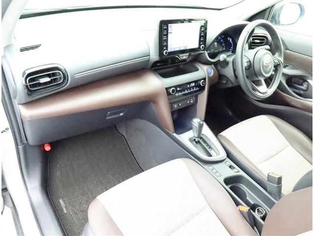 ヤリスクロス ハイブリッドＺ　ナビフルセグ　全方位モニター　ドラレコ衝突被害軽減システム　ＥＴＣ　電動シート　スマートキー　ＬＥＤ　ＦＯＧ　サイドバイザー　リヤワイパー　クリアランスソナー　シートヒーター　オートライト　１オーナー（6枚目）