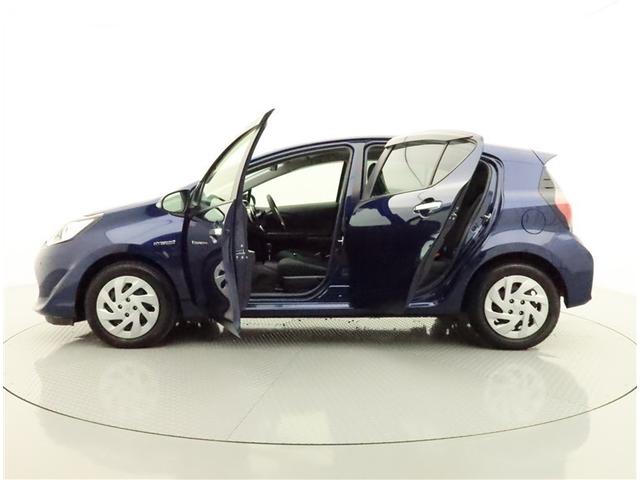 アクア Sスタイルブラック SDナビフルセグ Bモニター ドラレコ ミュージックプレイヤー接続可 オートAC衝突被害軽減システム ETC スマートキ 寒冷地サイドバイザー ハロゲン リヤワイパー クリアランスソナー オートライト(2枚目)