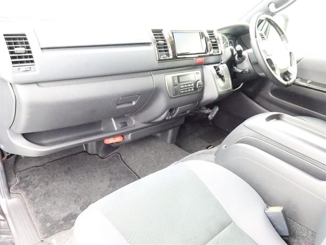 ハイエースバン スーパーＧＬ　ダークプライムＩＩ　ＳＤナビフルセグ　Ｂモニター　オートＡＣ　リヤヒーター・クーラー　衝突被害軽減システム　ＥＴＣ　スマートキー　ＬＥＤ　ＦＯＧ　サイドバイザー　リヤワイパー　クリアランスソナー　オートライト　１オーナー（6枚目）