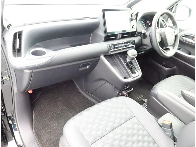 ���i���J�[�N���[�j���O�@�s�J�s�b�����@�O���E�����A�򕌃g���y�b�g�̐��X�^�b�t���V�[�g���J�[�y�b�g���Y��ɐ��ς݁I�v���̎d�グ�𐥔񂲊m�F�������܂��B