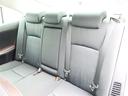 後部座席もゆったりして居心地も良く深いくつろぎをもたらします。長距離ドライブには欠かせませんね！