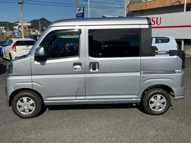 ハイゼットカーゴ デッキバンＧ　衝突回避支援システム　レーンキープアシスト　両側電動スライドドア　ナビＴＶ　バックカメラ　Ｂｌｕｅｔｏｏｔｈ接続　ＬＥＤヘッドライト　ＥＴＣ　前後ドラレコ　クリアランスソナー（6枚目）