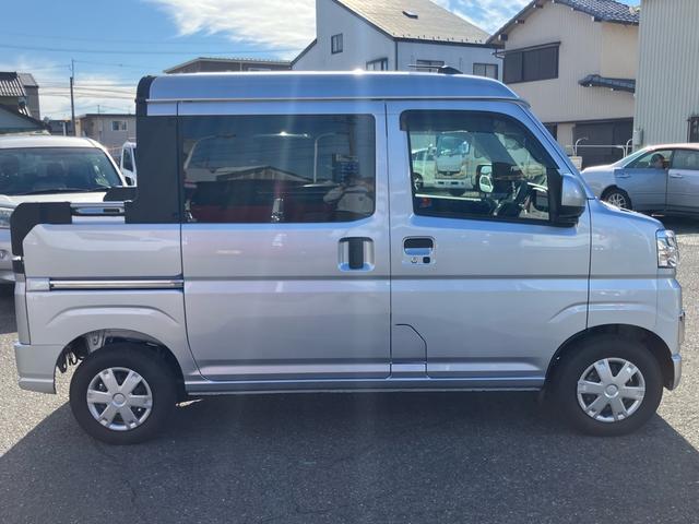 ハイゼットカーゴ デッキバンＧ　衝突回避支援システム　レーンキープアシスト　両側電動スライドドア　ナビＴＶ　バックカメラ　Ｂｌｕｅｔｏｏｔｈ接続　ＬＥＤヘッドライト　ＥＴＣ　前後ドラレコ　クリアランスソナー（10枚目）