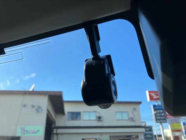 ハイゼットカーゴ デッキバンＧ　衝突回避支援システム　レーンキープアシスト　両側電動スライドドア　ナビＴＶ　バックカメラ　Ｂｌｕｅｔｏｏｔｈ接続　ＬＥＤヘッドライト　ＥＴＣ　前後ドラレコ　クリアランスソナー（23枚目）