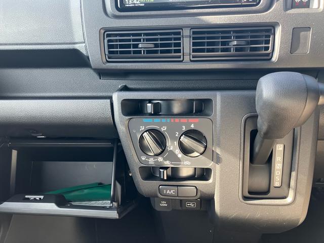 ハイゼットカーゴ デッキバンＧ　衝突回避支援システム　レーンキープアシスト　両側電動スライドドア　ナビＴＶ　バックカメラ　Ｂｌｕｅｔｏｏｔｈ接続　ＬＥＤヘッドライト　ＥＴＣ　前後ドラレコ　クリアランスソナー（31枚目）