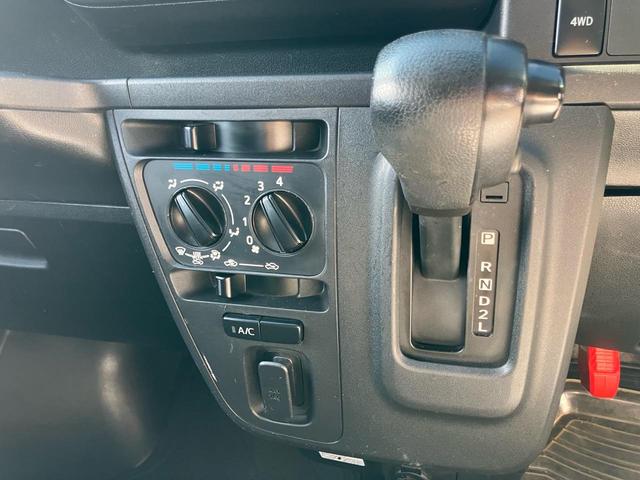 ハイゼットカーゴ デッキバンＧ　ＳＡＩＩＩ　４ＷＤ　ハイルーフ　衝突軽減ブレーキ　レーンキープアシスト　ＬＥＤヘッドライト　オートハイビーム　ＣＤ再生　電動格納ミラー（16枚目）