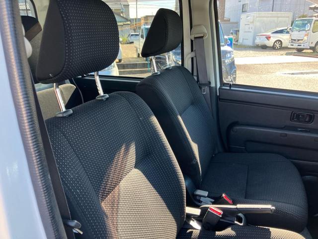 ハイゼットカーゴ デッキバンＧ　ＳＡＩＩＩ　４ＷＤ　ハイルーフ　衝突軽減ブレーキ　レーンキープアシスト　ＬＥＤヘッドライト　オートハイビーム　ＣＤ再生　電動格納ミラー（21枚目）