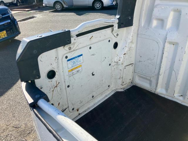 ハイゼットカーゴ デッキバンＧ　ＳＡＩＩＩ　４ＷＤ　ハイルーフ　衝突軽減ブレーキ　レーンキープアシスト　ＬＥＤヘッドライト　オートハイビーム　ＣＤ再生　電動格納ミラー（37枚目）