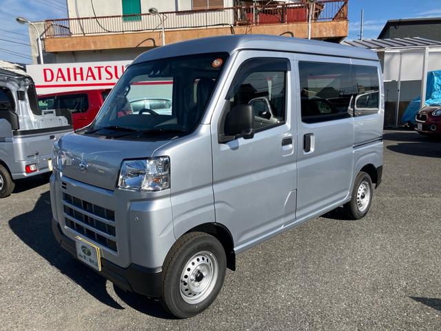 ハイゼットカーゴ ＤＸ　登録済み未使用車　４ＷＤ　スマートアシストＩＩＩ　車中泊仕様　ちょいＣａｍ寝るだけキット付き　コーナーセンサー　アイドリングストップ　キーレス　バックカメラ　ハイルーフ（5枚目）