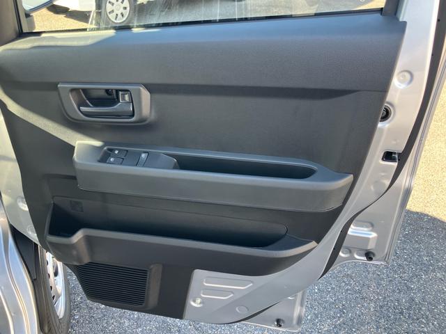 ハイゼットカーゴ ＤＸ　登録済み未使用車　４ＷＤ　スマートアシストＩＩＩ　車中泊仕様　ちょいＣａｍ寝るだけキット付き　コーナーセンサー　アイドリングストップ　キーレス　バックカメラ　ハイルーフ（30枚目）