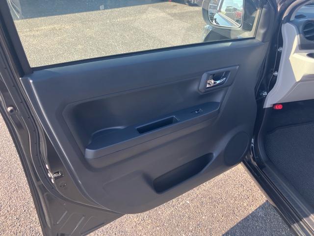 ミライース Ｘ　リミテッドＳＡＩＩＩ　４ＷＤ　衝突軽減ブレーキ　レーンキープアシスト　アクセル踏み間違い防止　障害物センサー　ＬＥＤヘッドライト　オートハイビーム　ＥＴＣ　アイドリングストップ　ＣＤ再生（28枚目）