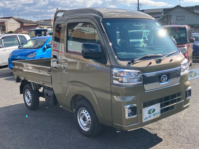 ハイゼットトラック ジャンボエクストラ　４ＷＤ　衝突軽減ブレーキ　レーンキープアシスト　アクセル踏み間違い防止装置　ＬＥＤヘッドライト　コーナーセンサー　オートライト（3枚目）