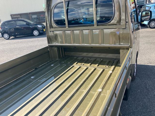 ハイゼットトラック ジャンボエクストラ　４ＷＤ　衝突軽減ブレーキ　レーンキープアシスト　アクセル踏み間違い防止装置　ＬＥＤヘッドライト　コーナーセンサー　オートライト（10枚目）