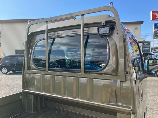 ハイゼットトラック ジャンボエクストラ　４ＷＤ　衝突軽減ブレーキ　レーンキープアシスト　アクセル踏み間違い防止装置　ＬＥＤヘッドライト　コーナーセンサー　オートライト（11枚目）