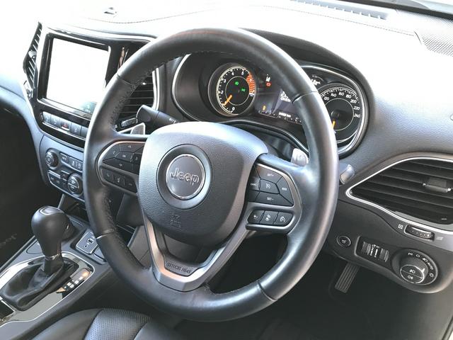リミテッド /4WD/黒本革シート/ワンオーナー/禁煙車パワーバックドア/パーキングアシスト/クリアランスソナー/衝突軽減ブレーキ/車線逸脱警報/アダプティブクルーズコントロール/シートヒーター&クーラー(31枚目)