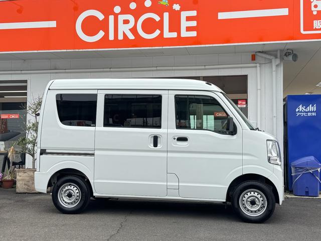ＮＶ１００クリッパーバン ＤＸ　ＡＴ　両側スライドドア　盗難防止システム　エアコン　パワーステアリング　運転席エアバッグ　キーレス　プライバシーガラス（15枚目）