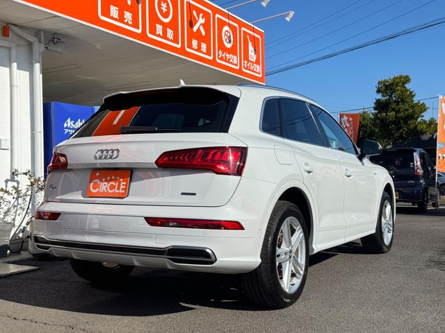 Ｑ５ ４０ＴＤＩクワトロ　スポーツ　４０ＴＤＩクワトロ　Ｓライン　ドライブレコーダー　ＥＴＣ　全周囲カメラ　クリアランスソナー　オートクルーズコントロール　パワーシート　パークアシスト　サンルーフ　ナビ　ＴＶ　オートライト（18枚目）