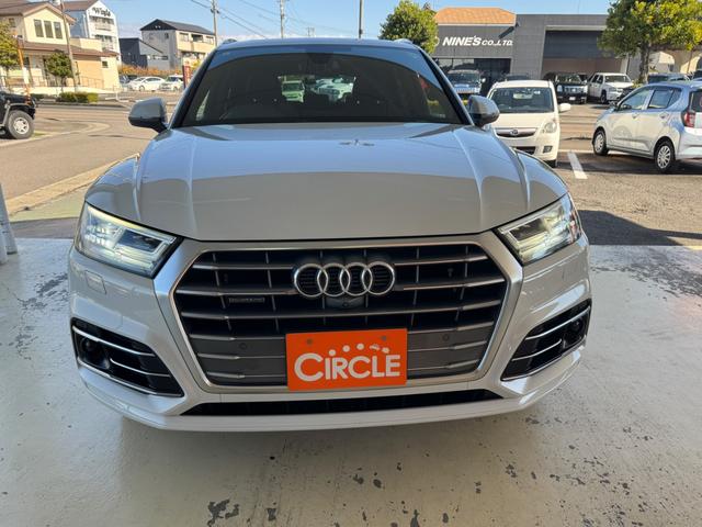 Ｑ５ ４０ＴＤＩクワトロ　スポーツ　４０ＴＤＩクワトロ　Ｓライン　ドライブレコーダー　ＥＴＣ　全周囲カメラ　クリアランスソナー　オートクルーズコントロール　パワーシート　パークアシスト　サンルーフ　ナビ　ＴＶ　オートライト（23枚目）