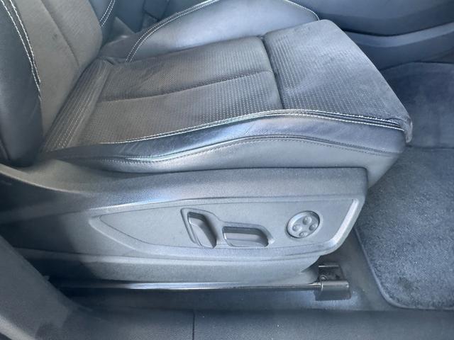 Ｑ５ ４０ＴＤＩクワトロ　スポーツ　４０ＴＤＩクワトロ　Ｓライン　ドライブレコーダー　ＥＴＣ　全周囲カメラ　クリアランスソナー　オートクルーズコントロール　パワーシート　パークアシスト　サンルーフ　ナビ　ＴＶ　オートライト（52枚目）