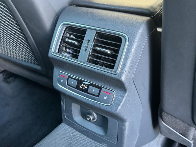 Ｑ５ ４０ＴＤＩクワトロ　スポーツ　４０ＴＤＩクワトロ　Ｓライン　ドライブレコーダー　ＥＴＣ　全周囲カメラ　クリアランスソナー　オートクルーズコントロール　パワーシート　パークアシスト　サンルーフ　ナビ　ＴＶ　オートライト（54枚目）